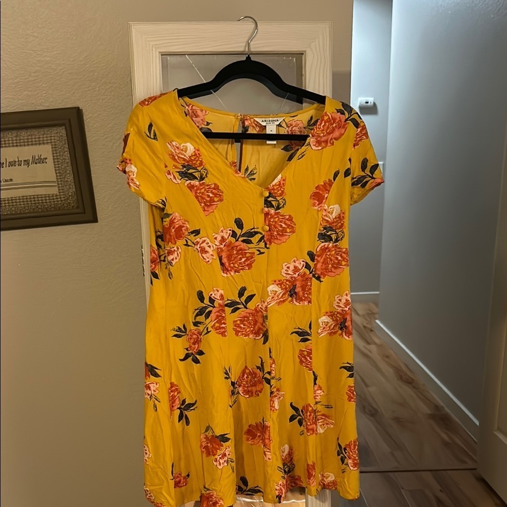 Arizona Jean Company Yellow Flutter Sleeve Mini Dress